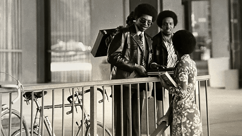 Students interacting in 1970s