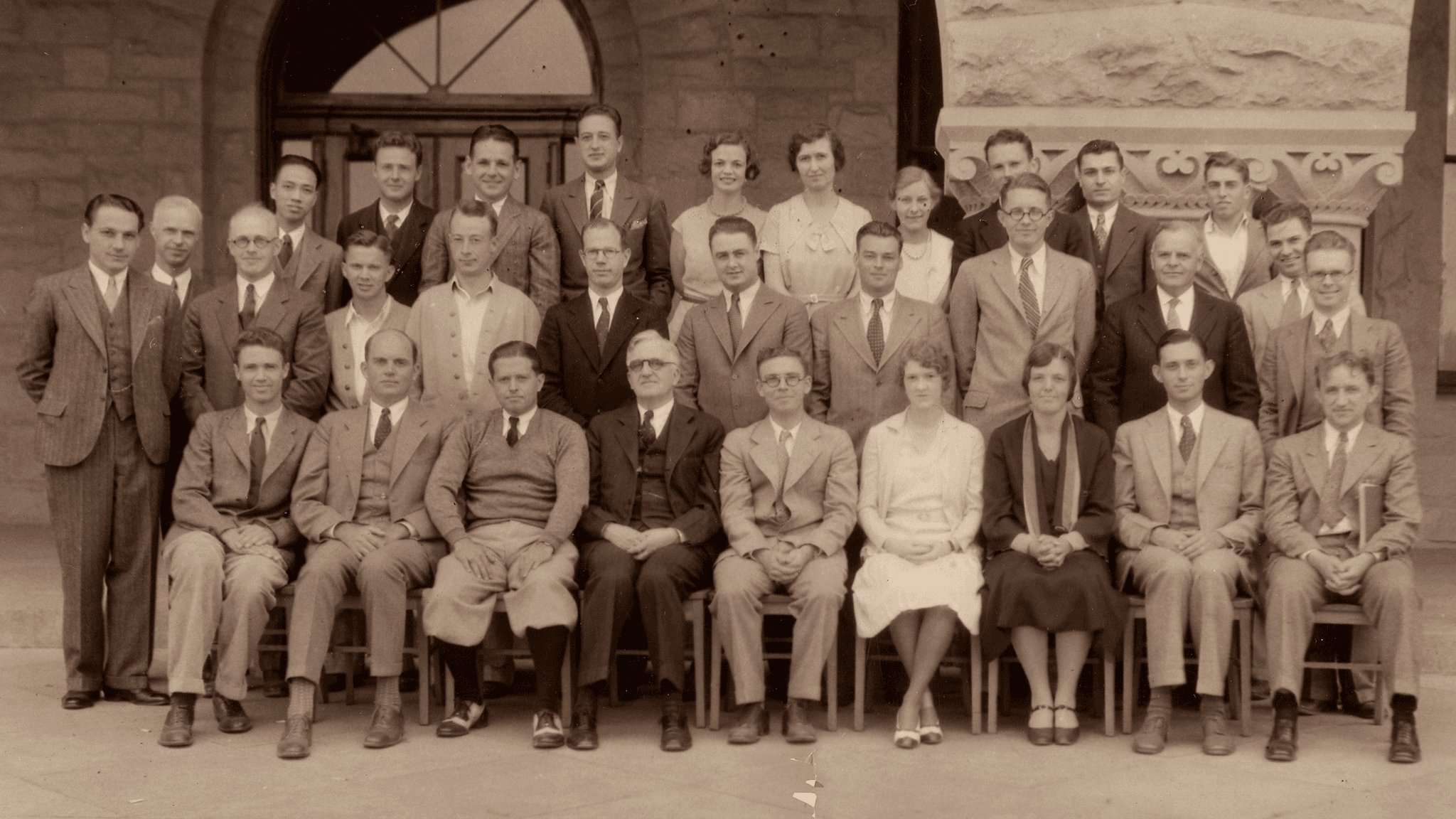 Staff, faculty, and students in the 1920s